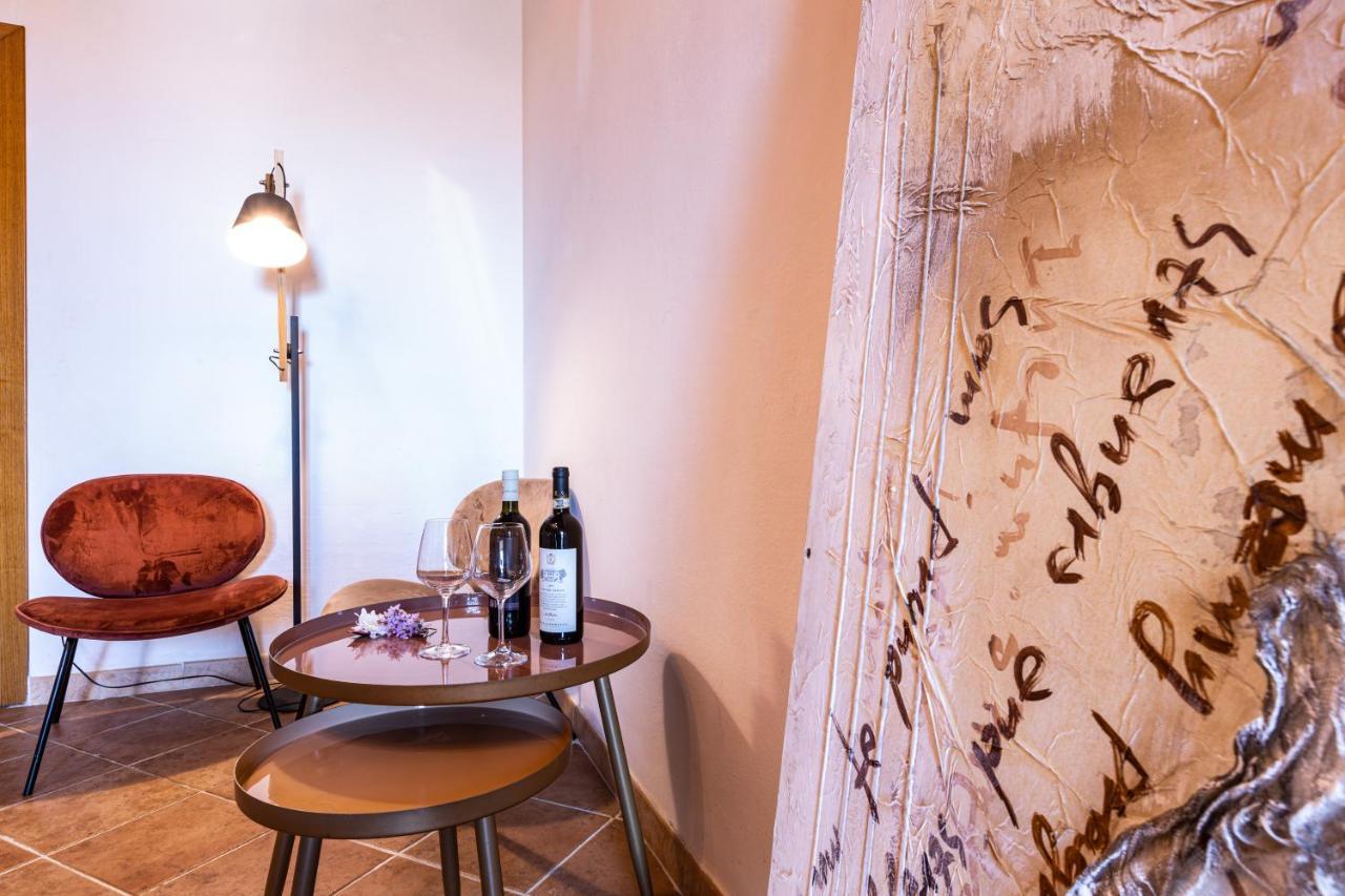 Agri Apartment La Terrazza La Ripadoro คิอานนี ภายนอก รูปภาพ
